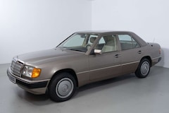 Mercedes-Benz 200