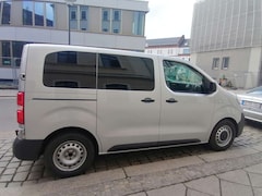 Bild des Angebotes Peugeot Traveller L2 1.6 BlueHDi 115