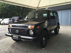 Bild des Angebotes Lada Niva 4x4 1.7 Legend/1.Hd/AHK/Airbag/ABS/DOTZ/