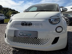 Bild des Angebotes Fiat 500e Action