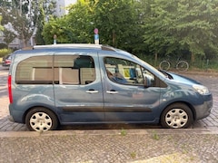 Bild des Angebotes Peugeot Partner Partner Tepee 90 Family