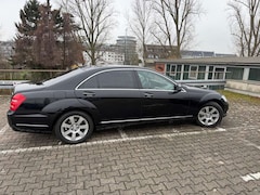 Bild des Angebotes Mercedes-Benz S 350 BlueTEC DPF 4Matic 7G-TRONIC