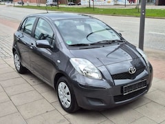 Bild des Angebotes Toyota Yaris Sol**NEU TÜV**