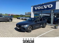 Bild des Angebotes Volvo V60 Kombi Plus Dark Recharge Plug-In Hybrid AWD T6 Twi