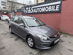 Bild des Angebotes Hyundai i30 1.4 Kombi FIFA WM Edition -Klima-SHZ-