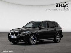 Bild des Angebotes BMW X5 M60i xDrive PanoSky AHK Luftfed.StHz.H/K 360°