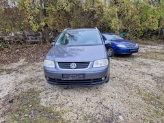 Bild des Angebotes VW Touran 2.0 FSI Trendline