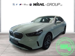 BMW 530 e xDrive Panorama HarmanKardon HeadUp Navi LED