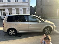 Bild des Angebotes VW Touran in ausgezeichnetem Zustand