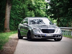 Bild des Angebotes Mercedes-Benz E 320 E-Klasse Diesel CDI 4Matic Automatik Classic DPF