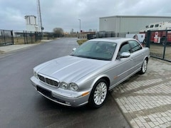 Bild des Angebotes Jaguar XJ 4.2/Bitte Text vollständig lesen