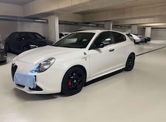 Bild des Angebotes Alfa Romeo Giulietta 1.8 TBi 16V TCT Quadrifoglio Verde TÜV NEU