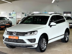Bild des Angebotes VW Touareg 3.0 V6 TDI 4M R-Line *AHK*SHZ*NAV*BX*19%