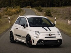 Bild des Angebotes Abarth 595 Competizione mech. Sperre, Carbon Sabelt, Brembo, Beats, etc.
