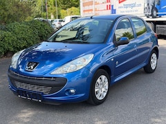 Bild des Angebotes Peugeot 206 + Generation Klima 1.Hand Tüv bis 10/2027