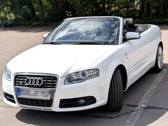 Bild des Angebotes Audi S4 S4 Cabriolet tiptronic 4.2 V8 quattro | 1. Hand | Tiptronic mit Schaltwippen | Originalzustand