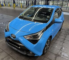 Bild des Angebotes Toyota Aygo x-play connect
