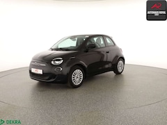 Bild des Angebotes Fiat 500e 500e SPURHALTE,CARPLAY,AMBIENTE,TEMPOMAT,1.HAND