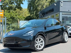 Tesla Model Y RWD 1 Hand LED - Leder - ///