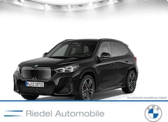 Bild des Angebotes BMW iX1 eDrive20 M Sportpaket Pro*LCPro*AHK*DAPro*