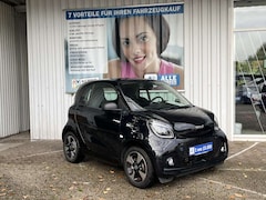Bild des Angebotes smart forTwo EQ*EXCLUSIVE*22kW*PANORAMA*MEDIA*SHZ*CAM*PDC*LED*K