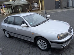 Hyundai ELANTRA 1.6i GLS