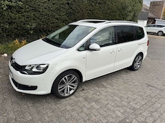 Bild des Angebotes VW Sharan 2.0 TDI 177 PS CUP - Open Sky - StHeizung 7 Sitz
