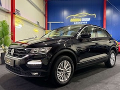 Bild des Angebotes VW T-Roc Basis*CARPLAY*NAVI*PDC*SHZG*USB*ALU*TÜV