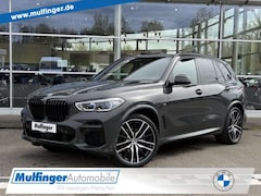 Bild des Angebotes BMW X5 x30d M Sport PanoD KomfZ HUD DrivAs Prof. AHK