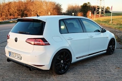 Bild des Angebotes VW Golf GTI Performance BlueMotion Technology DSG