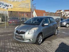 Bild des Angebotes Toyota Yaris Executive 1.3 i Automatik Klimaaut. TüvNeu