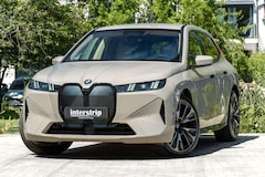 Bild des Angebotes BMW iX 45 xDrive DR.ASS.PRO.H/K.LED.SHZ.LHZ.360°.23"