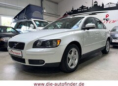Bild des Angebotes Volvo S40 Lim. 1.8 Summum Xenon,leder,Navi,GSD,BLIS...