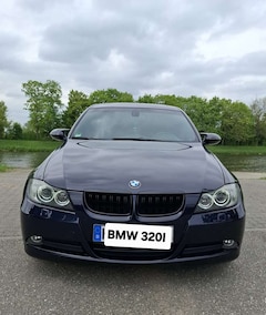Bild des Angebotes BMW 320 Automatikgetriebe und voll Ausstattung!