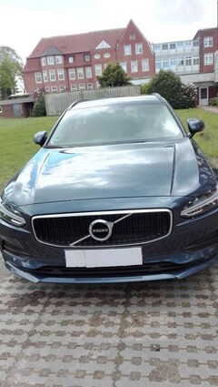 Bild des Angebotes Volvo V90 V90 D4 GeartronicMomentum