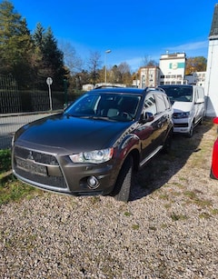 Mitsubishi Outlander 2.2 DI-D 4WD TC-SST Motion