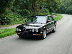 BMW M5 M5 E28
