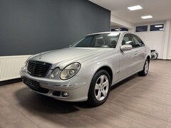 Bild des Angebotes Mercedes-Benz E 280 CDI W211/SCHIEBEDACH/TEMPOMAT/PDC/AUTOMATIK