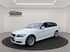 Bild des Angebotes BMW 330 d xDrive DPF Touring+NAVI+STDH+INNO+HARMAN/K
