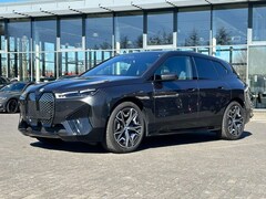 Bild des Angebotes BMW iX xDrive40 / Leder / Glasdach / Edition Sport