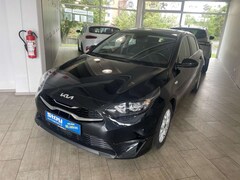 Bild des Angebotes Kia Ceed / cee'd 1.5 T-GDI DCT Navi SHZ PDC Klimaauto