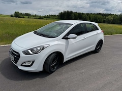 Bild des Angebotes Hyundai i30 blue 1.6 CRDi 81kW Classic Classic