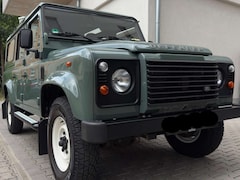 Bild des Angebotes Land Rover Defender 110 TD4 Station Wagon