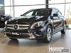 Bild des Angebotes Mercedes-Benz GLA 180 Urban+NAVI+BI-XENON+R-KAMERA+SPUR-P.+SHZ
