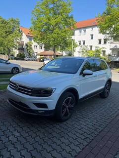 Bild des Angebotes VW Tiguan Highline BMT/Start-Stopp 4Motion