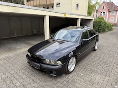 BMW 525 525i M Paket Individual / Carbonschwarz