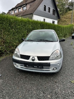 Bild des Angebotes Renault Clio 1.4 16V Initiale Limited
