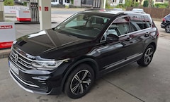 Bild des Angebotes VW Tiguan Elegance Business 4M DSG Navi AHK TOP