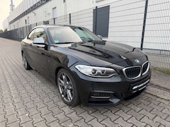 Bild des Angebotes BMW 235 i xDrive Coupé