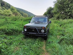 Bild des Angebotes Lada Niva Niva 1.7i Hunter 4x4